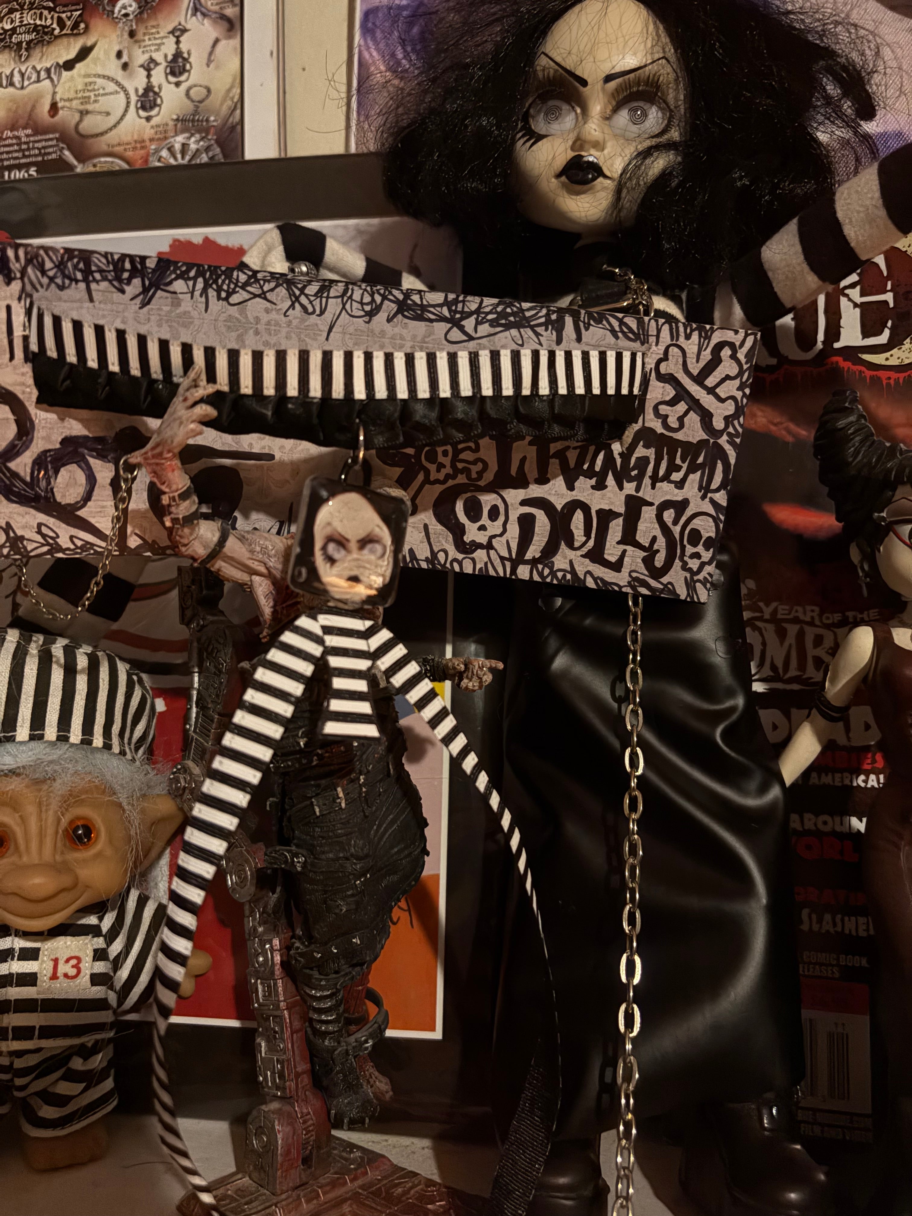 Patient Restraint Choker🤍🖤🤍🖤